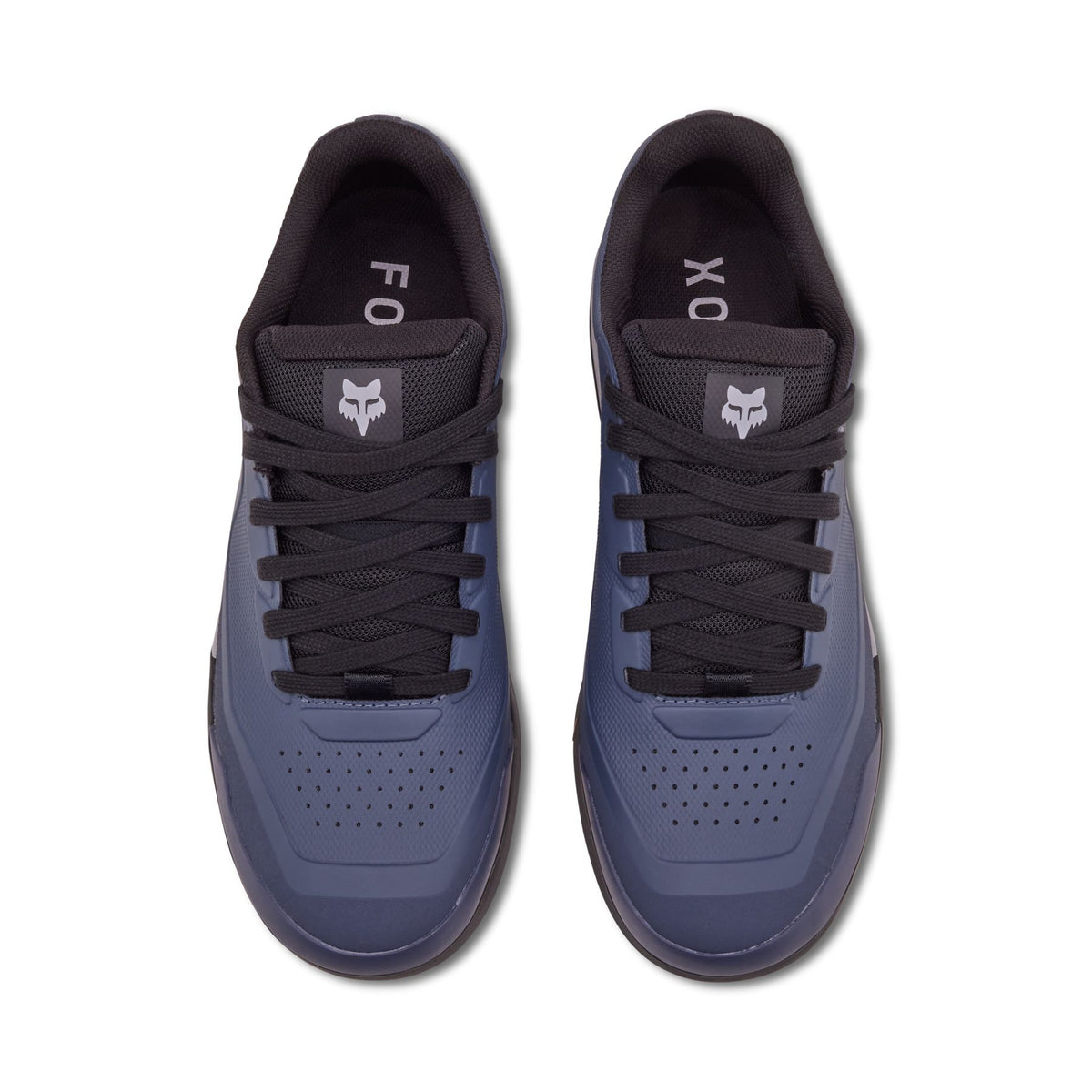 Close-up of the Ultratac™ rubber sole with engineered tread for superior grip.